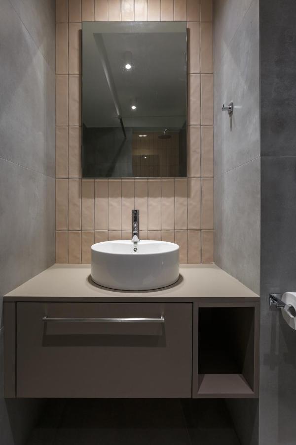 Studio W/King Size Bed Near The Heart Of Kalamata Extérieur photo